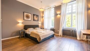 Apartment, 2 Bedrooms | 2 bedrooms, iron/ironing board, free WiFi, bed sheets