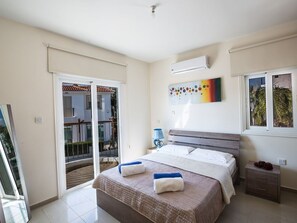 4 chambres, fer et planche à repasser, Wi-Fi gratuit