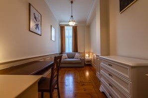 Apartment, 2 Schlafzimmer | 2 Schlafzimmer, Bügeleisen/Bügelbrett, kostenloses WLAN, Bettwäsche