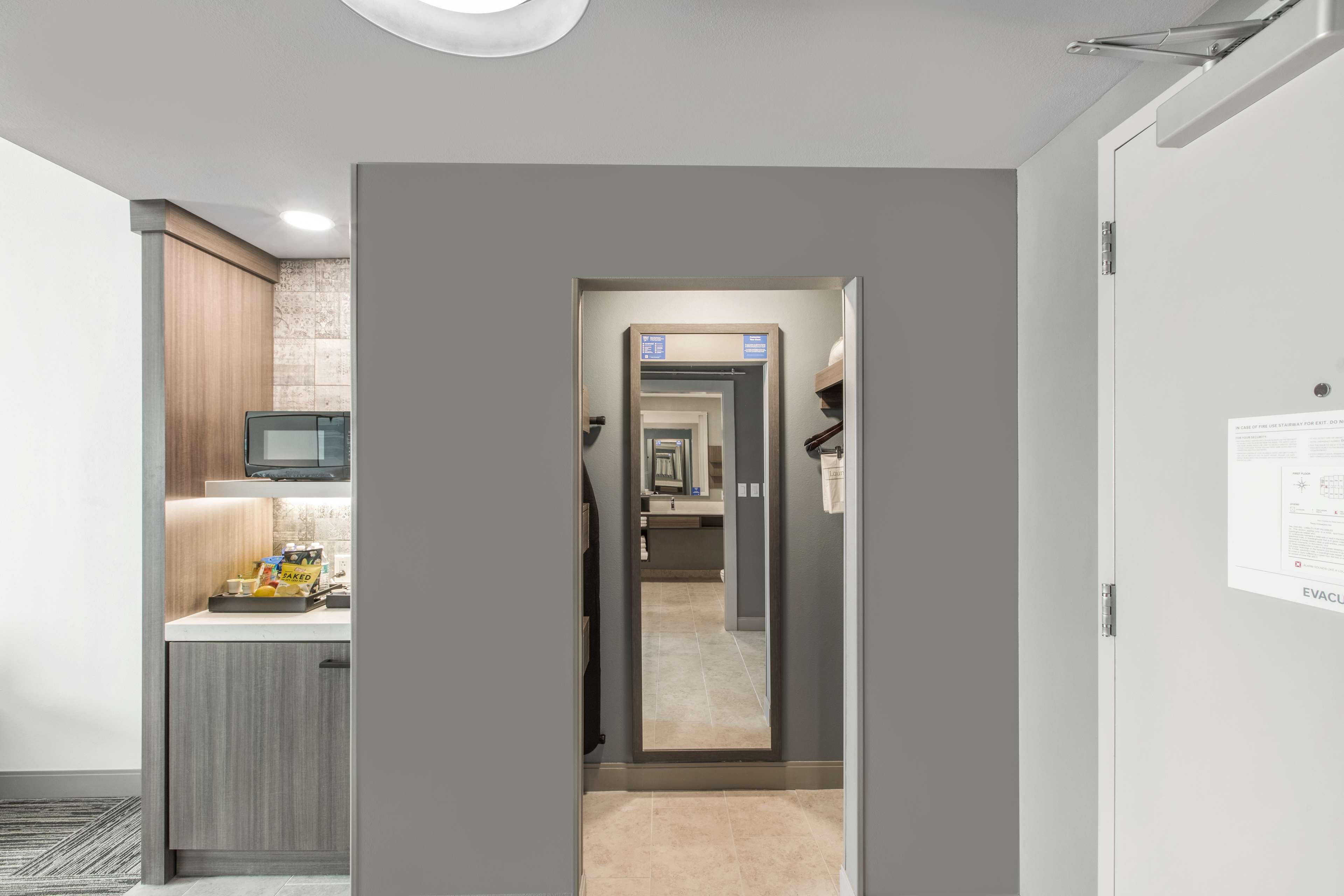 room, 2 queen beds, non smoking (with drinks-snacks) | soundproofing, iron/ironing board, free wifi, bed sheets