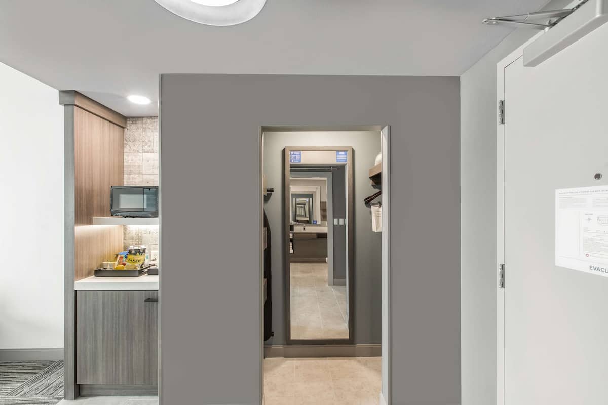 room, 2 queen beds, non smoking (with drinks-snacks) | soundproofing, iron/ironing board, free wifi, bed sheets