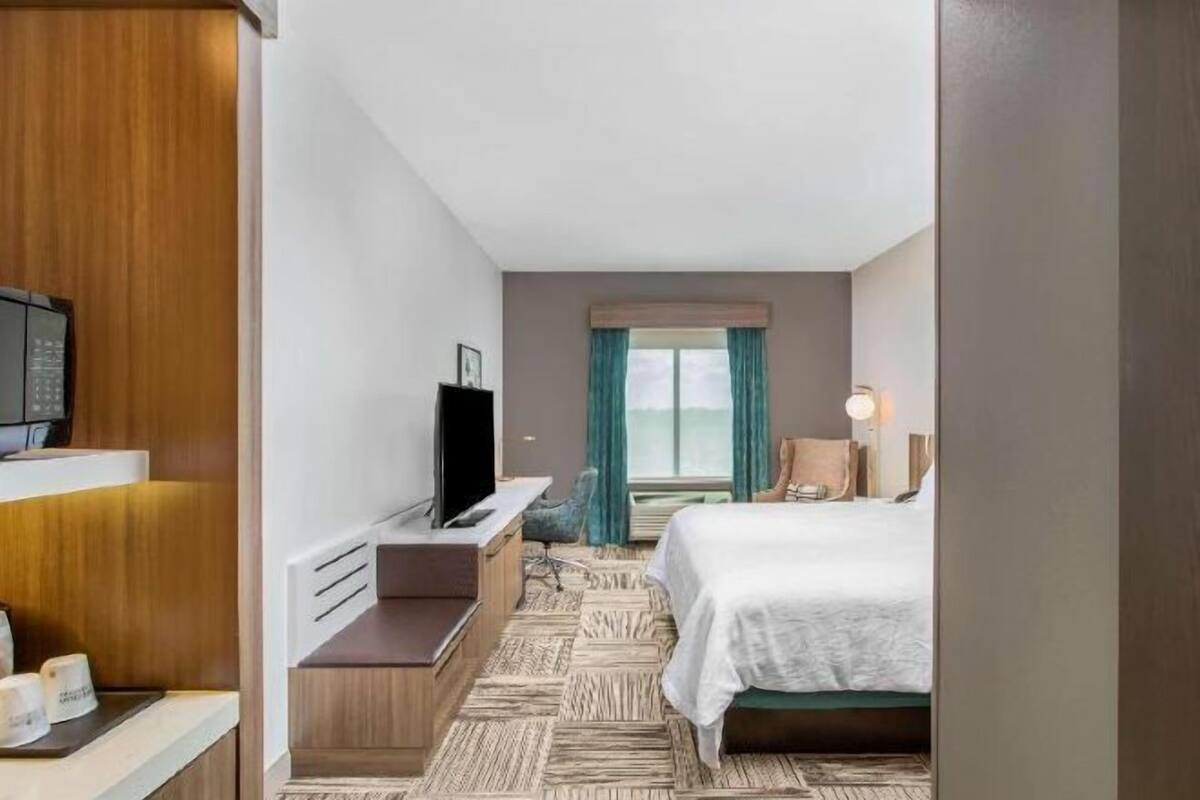 1 bedroom, soundproofing, iron/ironing board, free WiFi