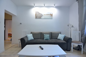 Appartement | Salle de séjour | Télévision LCD