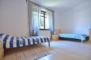 Appartement | 2 chambres, fer et planche Ă repasser, Wi-Fi gratuit, draps fournis