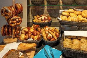 Daily buffet breakfast for a fee