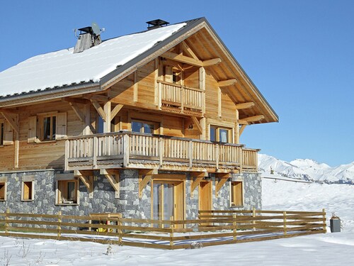 Luxury Chalet With Wood Stove at 700 m From the Slopes