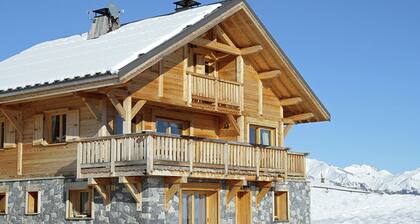 Luxury Chalet With Wood Stove at 700 m From the Slopes