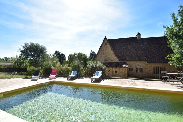 Exterior - Luxurious Holiday Home in Domme With Swimming Pool (Cenac-et-Saint-Julien)