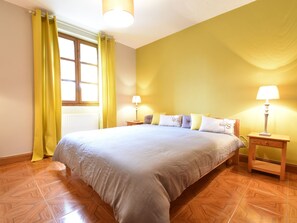 House | Room amenity - Luxurious Holiday Home in Domme With Swimming Pool (Cenac-et-Saint-Julien)