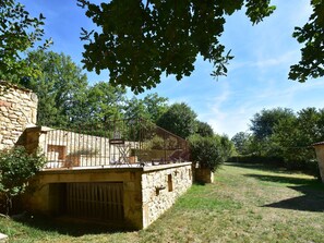 Garden - Luxurious Holiday Home in Domme With Swimming Pool (Cenac-et-Saint-Julien)