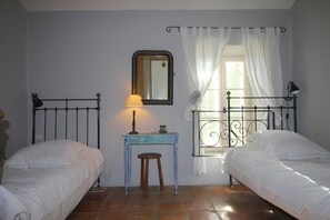 House - Mansion in Vaison-la-romaine With Private Pool (Saint-Romain-en-Viennois)