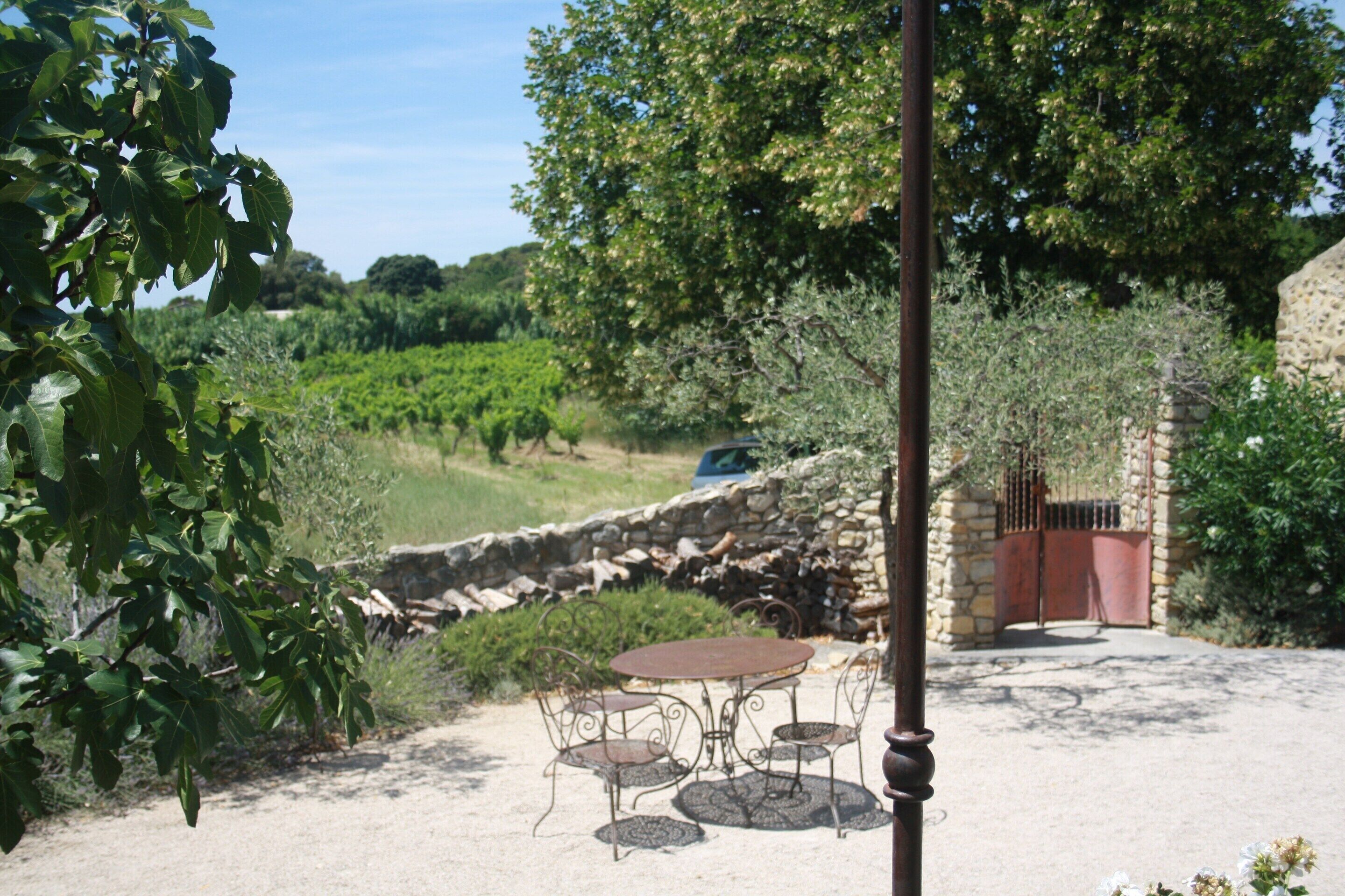 House | Outdoor dining