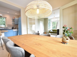 Dining - Quaint Holiday Home near Schoorl Dunes (Schoorl)