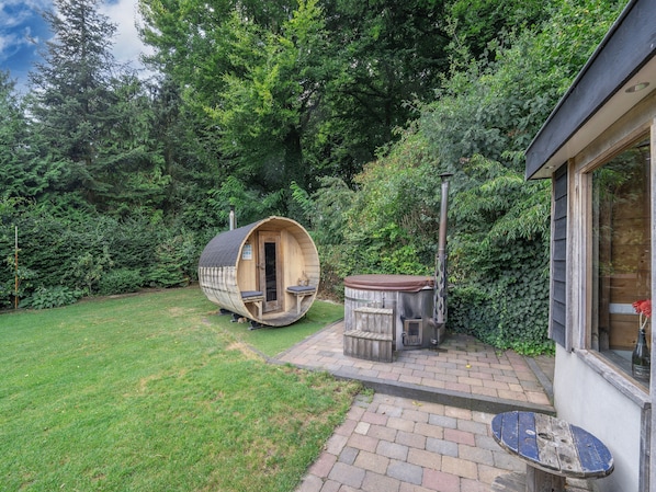House | Terrace/patio