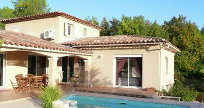 Beautiful Holiday Home in Cotignac France With Swimming Pool