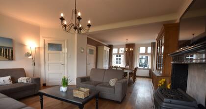 Spacious Farmhouse in Ijzendijke With Garden