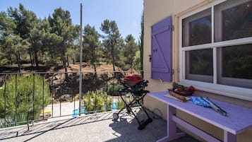 Villa | Balcony