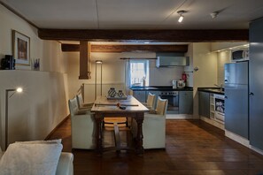 อพาร์ทเมนท์ | ร้านอาหาร