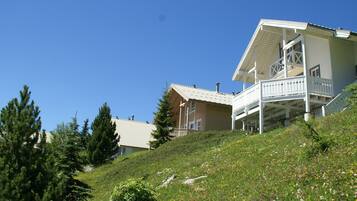 Chalet | Exterior