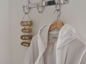 4 bedrooms, individually furnished, bed sheets