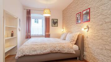 Apartment | 2 bedrooms, individually furnished