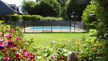 Piscine extérieure, piscine chauffée