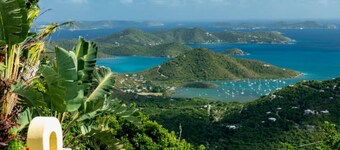 Bay Rum Breeze Great Views Private pool, power backup, lovely decor. 4 br/3.5 ba