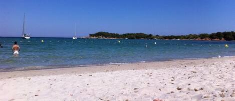 Beach nearby, beach towels