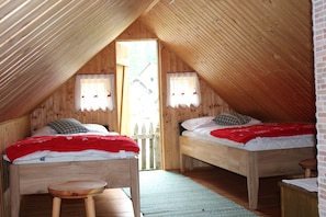 Romantisches Ferienhaus (incl. 100 EUR Cleaning Fee) | 2 Schlafzimmer, kostenlose Babybetten, Bettwäsche
