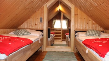 Romantic Cottage (incl. 100 EUR Cleaning Fee) | 2 bedrooms, free cots/infant beds, bed sheets