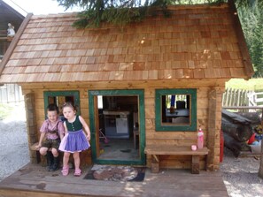 Children's play area - outdoor