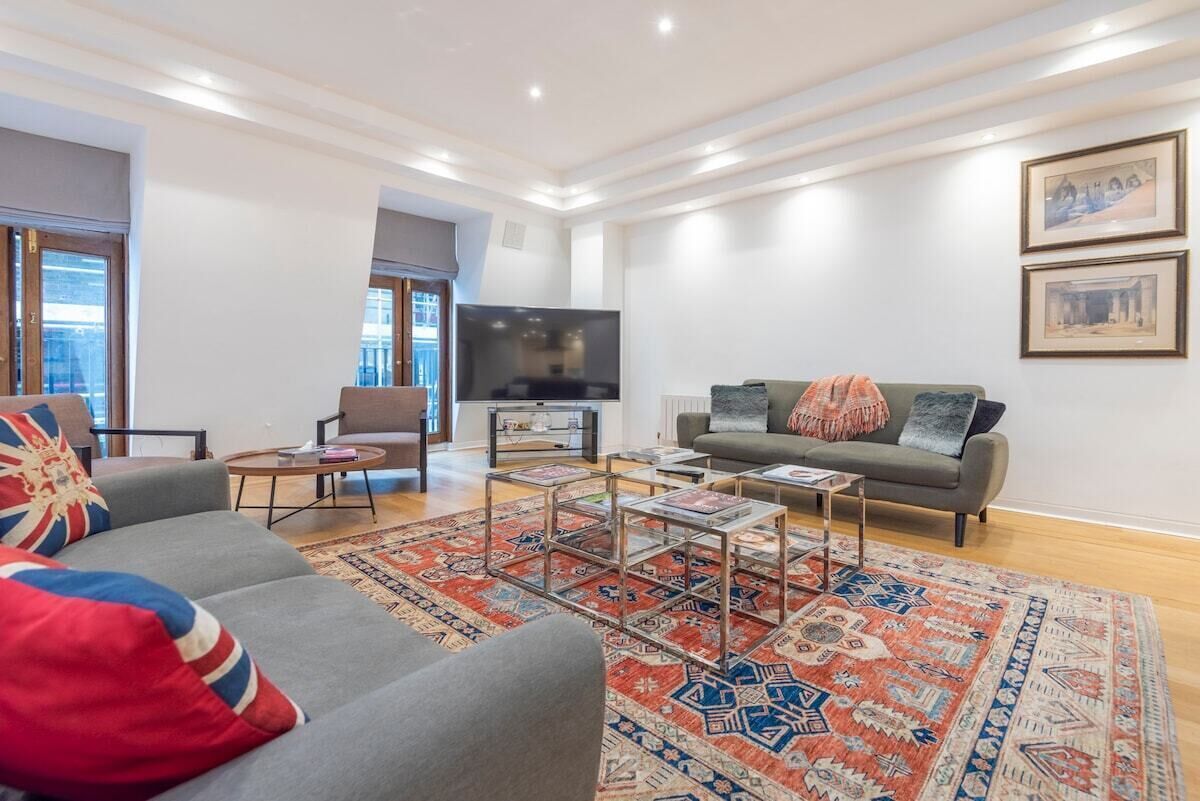 TV connectée, cheminée
