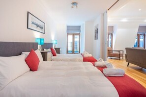 2 bedrooms, desk, iron/ironing board, free WiFi
