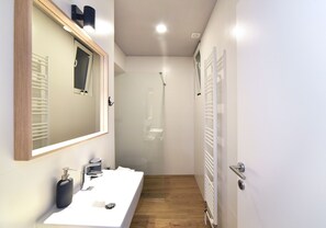 Superior Apartment | Bathroom - Imperial Apartments (Zagreb)