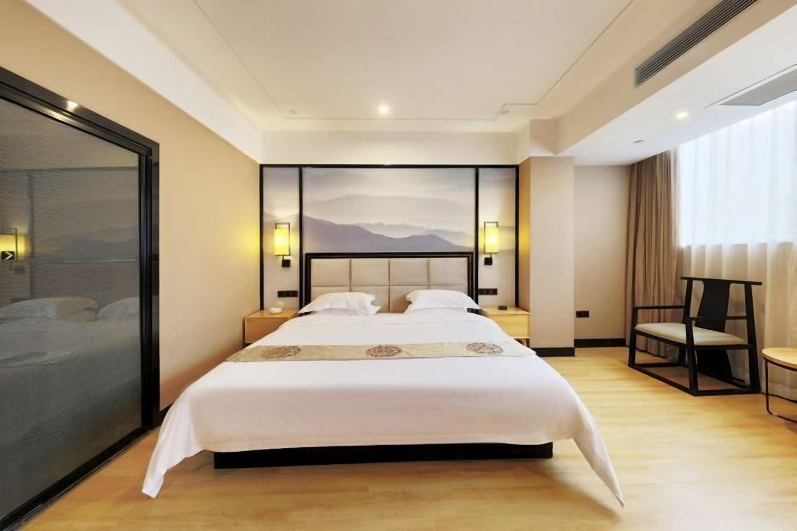 Desk, blackout curtains, free WiFi, bed sheets