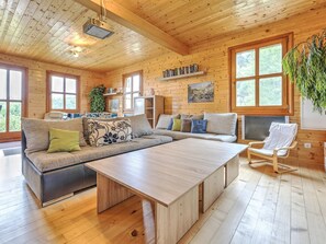 House | Private kitchen | High chair