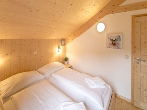 Chalé | 5 quartos, roupa de cama