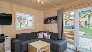 Chalet | Living room | Fireplace