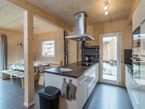 Chalet | Private kitchen | Highchair - Luxurious Chalet in Sankt Lorenzen ob Murau With Jacuzzi (Sankt Georgen am Kreischberg)
