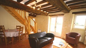 House | Living room | Fireplace - Spacious Farmhouse in Maisons With Terrace (Maisons)