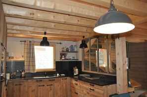 Private kitchen - Cosy Valloire Family Chalet (Valloire)