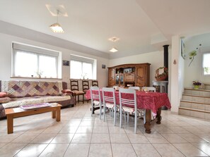 House | Living room - Home for 7 Guests in Plouvara (Plouvara)