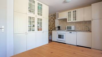 House | Private kitchen | Highchair