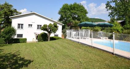 Beautiful Family Villa With Private Pool in Quiet Area of Villeneuve-sur Lot