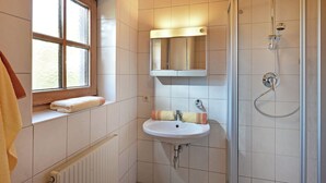 Shower - Stunning Apartment in Hart im Zillertal With Garden (Hart im Zillertal)