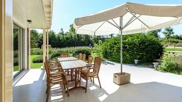 Vila | Balkon