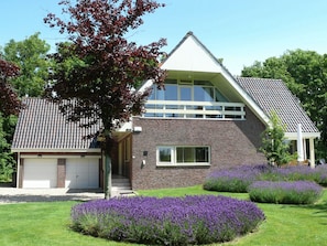 Exterior - Villa in Koudekerke With Sauna, Garden, Terrace (Koudekerke)