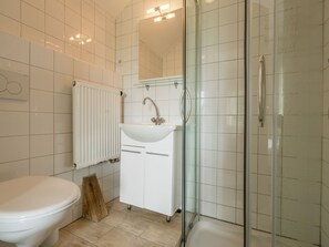 Ferienhaus | Badezimmer | Badewanne