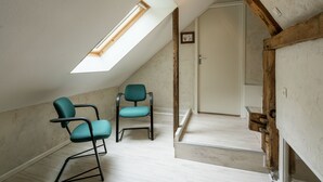 Room - Spacious Farmhouse in Aalten near Lake (Aalten)