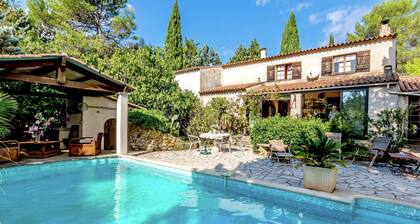 Holiday Home in Le Luc With Pool & Vineyards